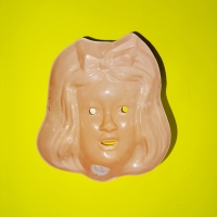 194_il-vuoto-dietro-la-maschera.jpg